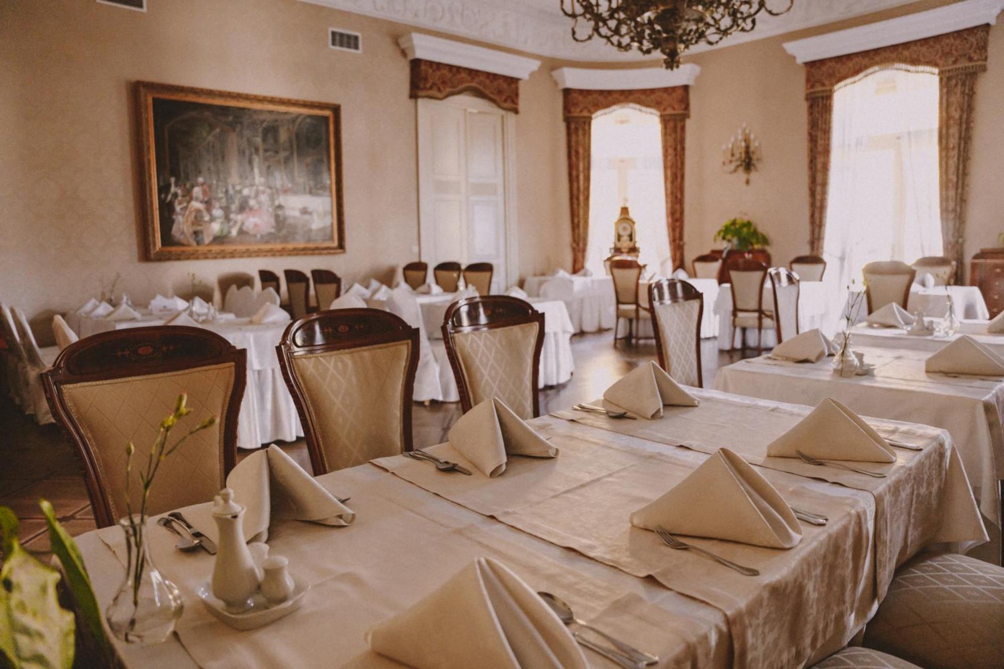 Palac Zelechow Spa & Wellness Εξωτερικό φωτογραφία