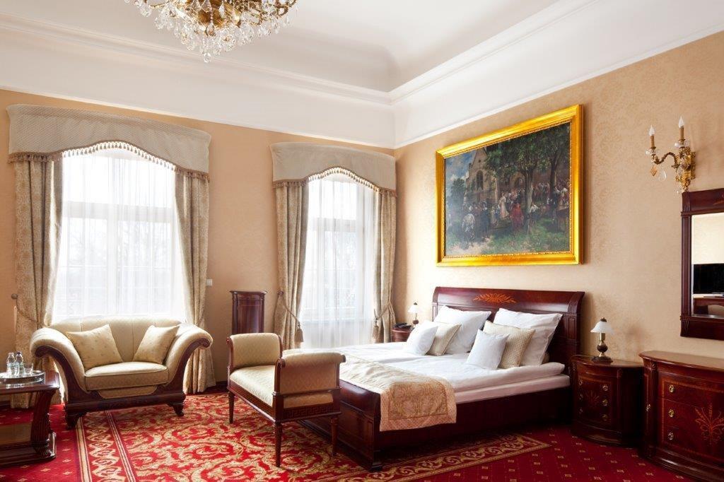 Palac Zelechow Spa & Wellness Εξωτερικό φωτογραφία