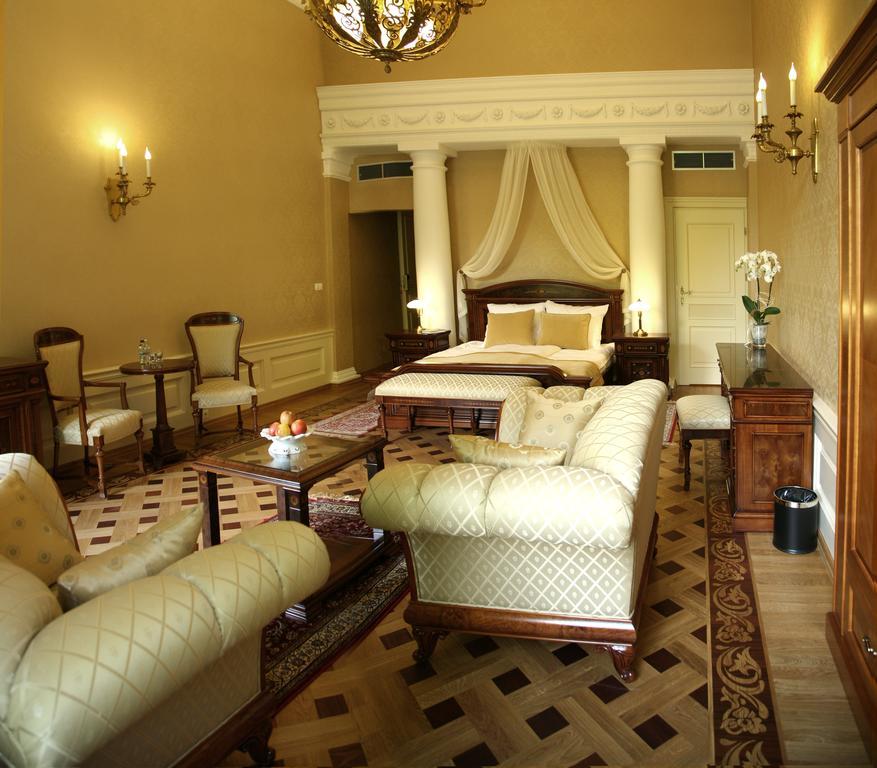 Palac Zelechow Spa & Wellness Εξωτερικό φωτογραφία